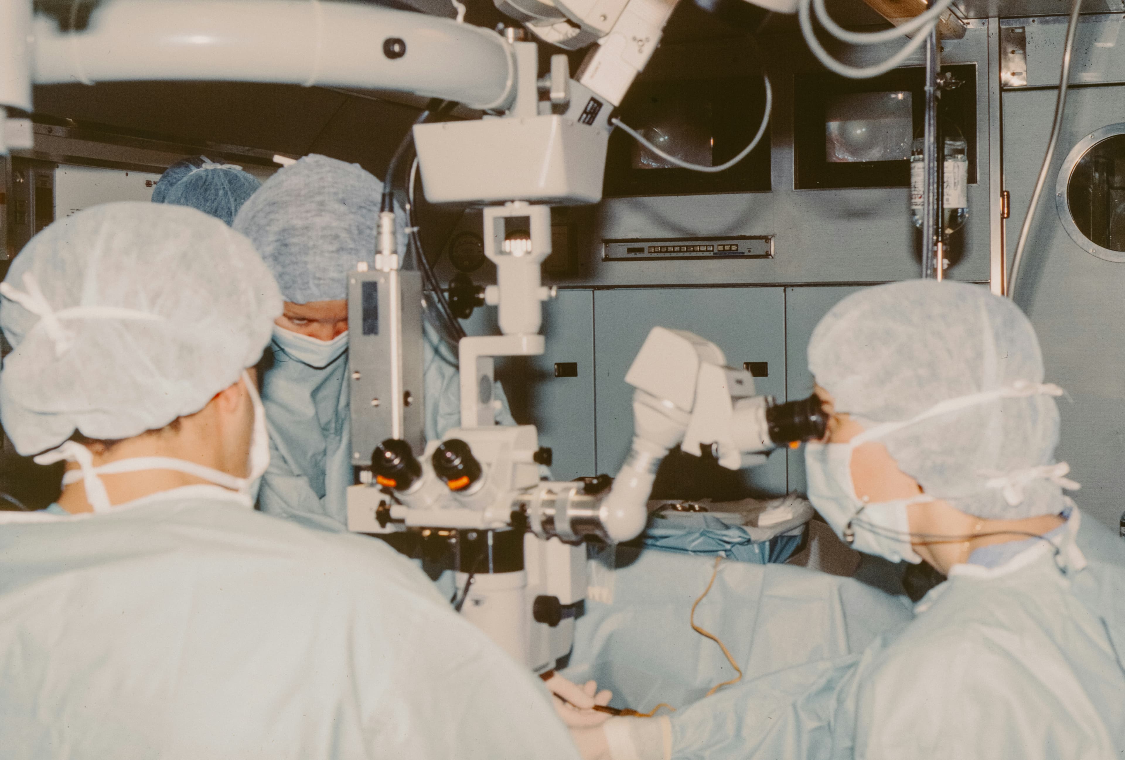 HEALTHCARE & MEDICAL TECH